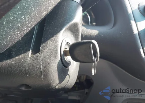 2005 Honda Civic Lx z USA, uszkodzony, nr VIN 2HGES15645H563415